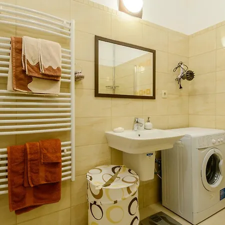 Pearl City Daire
