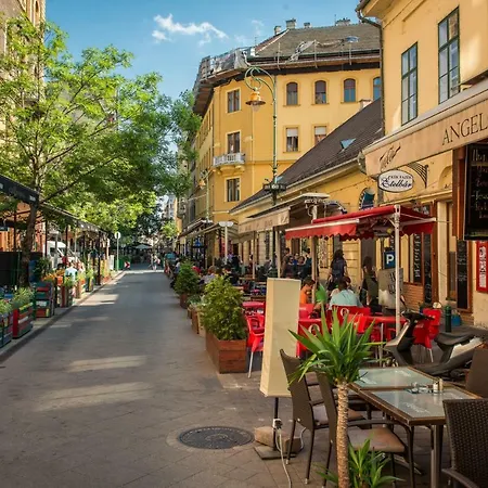 Pearl City * Budapeşte